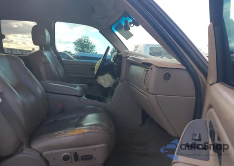 2004 Chevrolet Silverado 1500 Lt z USA, uszkodzony, nr VIN 1GCEK19T54E154716